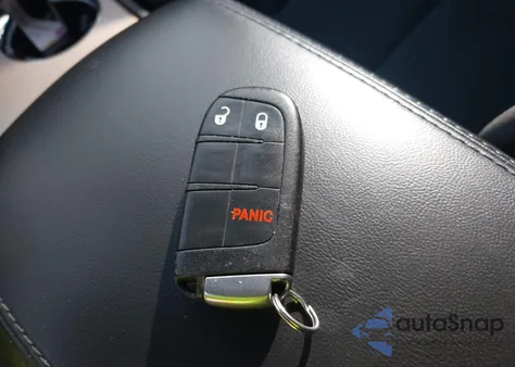 2014 Jeep Grand Cherokee Laredo из США, поврежденный, VIN 1C4RJFAG4EC110218